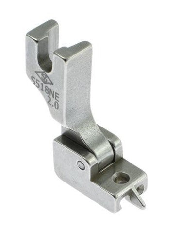 FÓTUR F/ÓSÝNILEGAN RENNILÁS