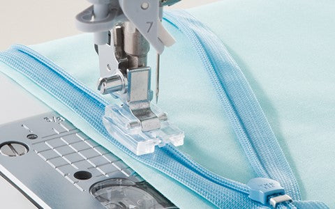 Fótur fyrir ósýnilegan rennilás (felulás)